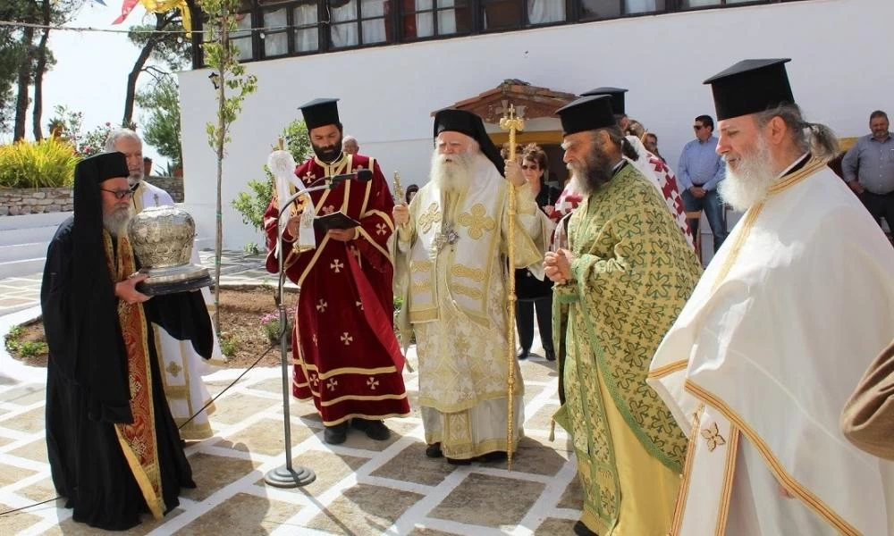 Ιερείς Κυθήρων προς ΔΙΣ: Δεν θέλουμε να βιώσουμε νέο Πάσχα